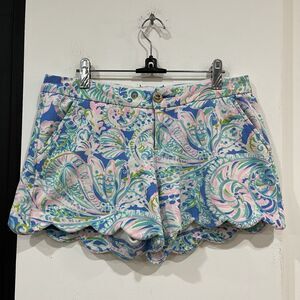Lilly Pulitzer Buttercup Knit Shorts Scalloped Size 6 Pattern